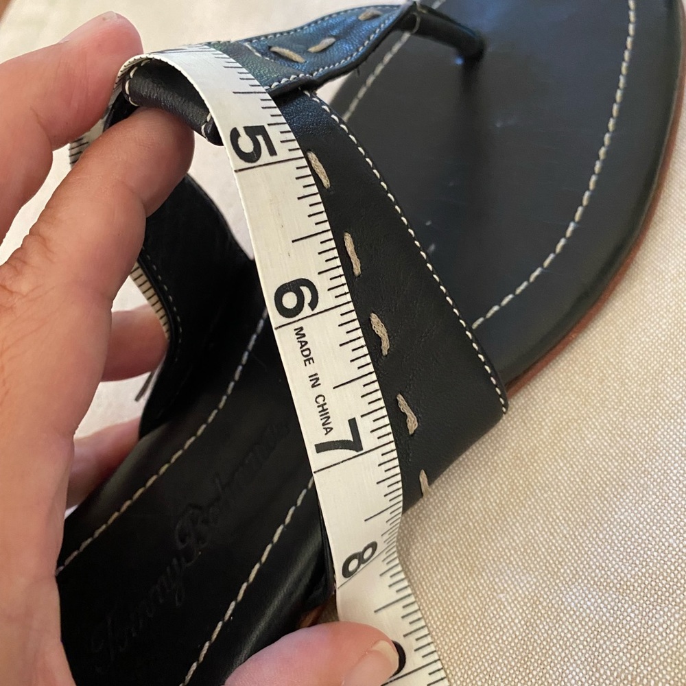 Tommy Bahama Black Flip-Flop Sandals - Picture 6 of 6